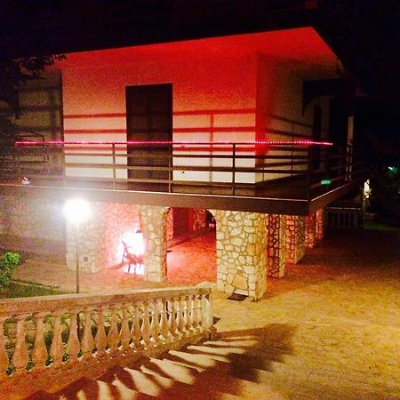 Bed & Breakfast Villa Angela タラント エクステリア 写真