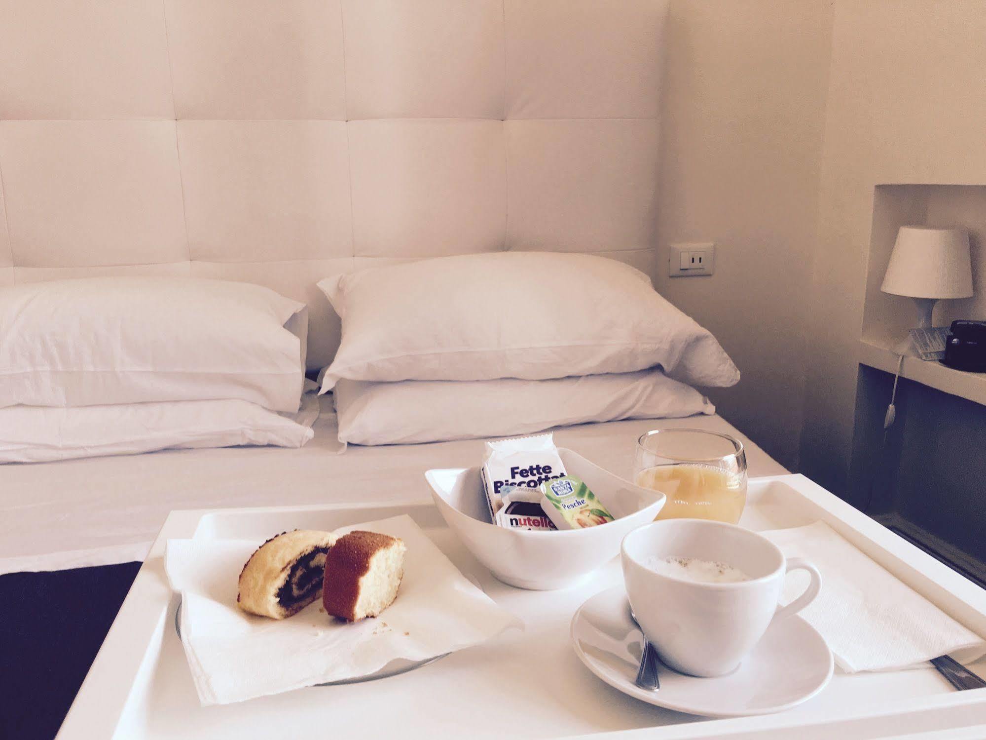 Bed & Breakfast Villa Angela タラント エクステリア 写真